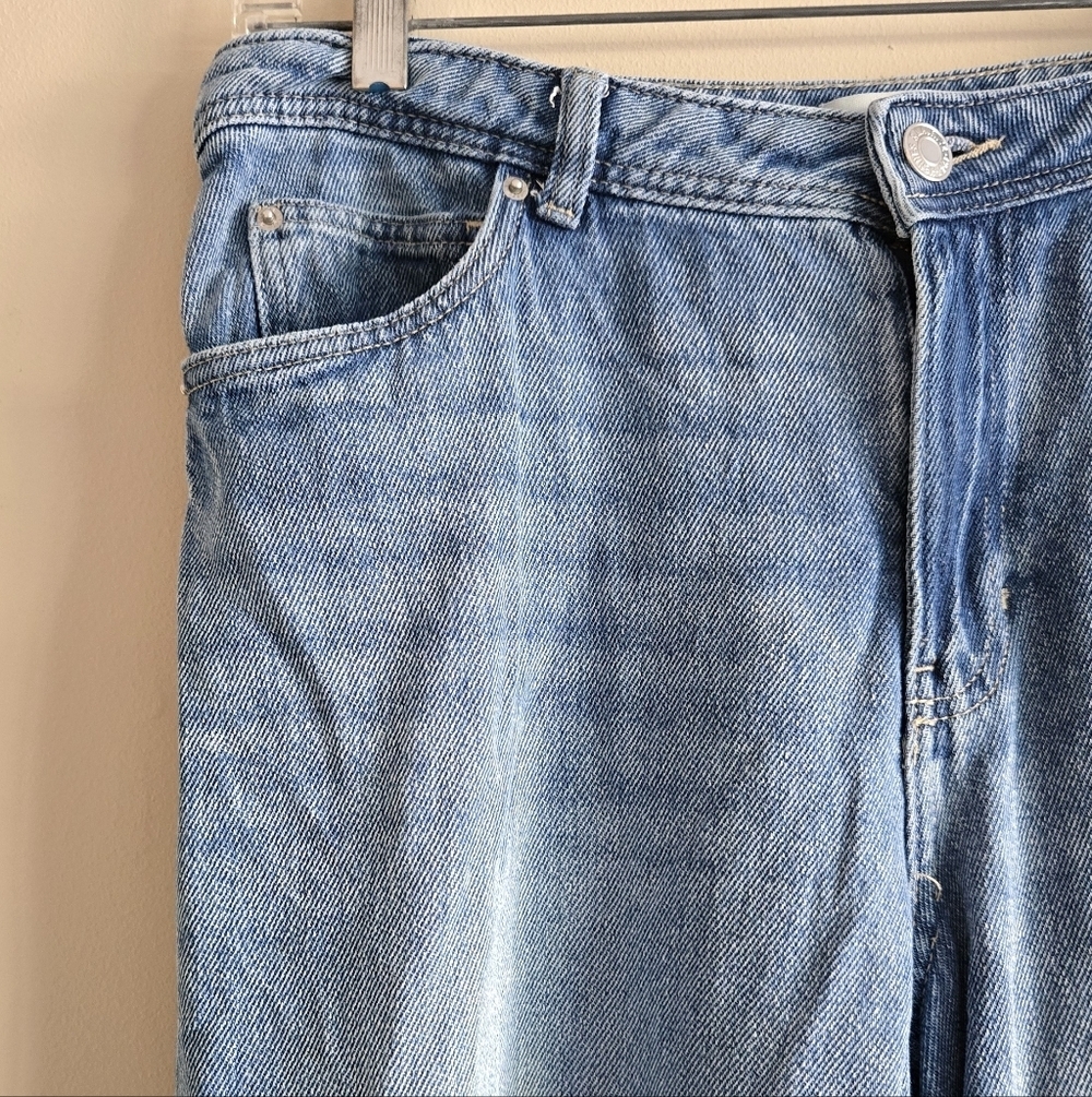 H&M Wide Leg High Rise Jeans Size 10 - Picture 2 of 9